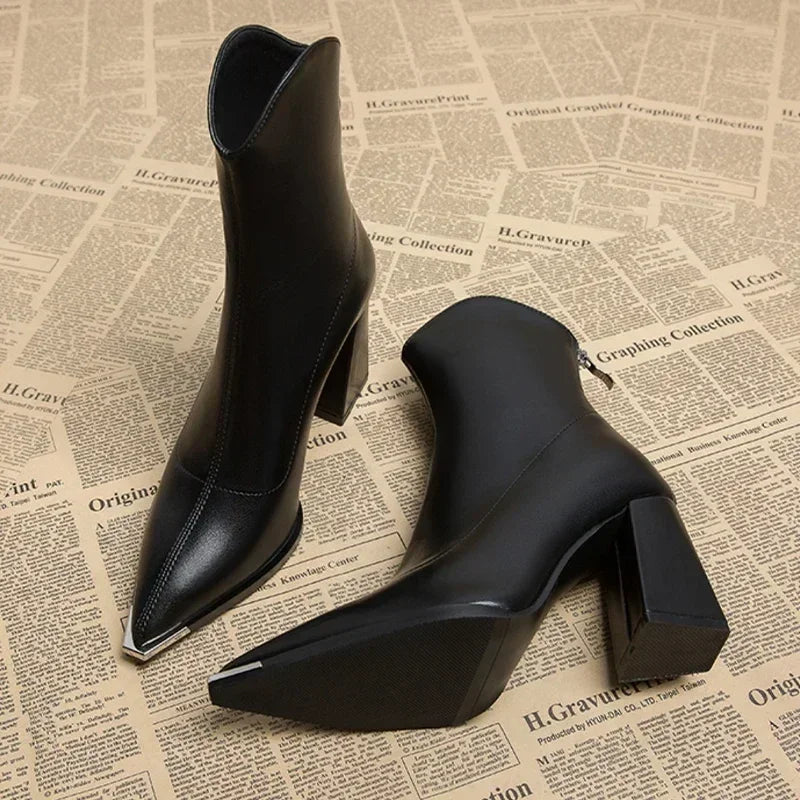 Gabriella™ | Chelsea Boots med Krom-detalj